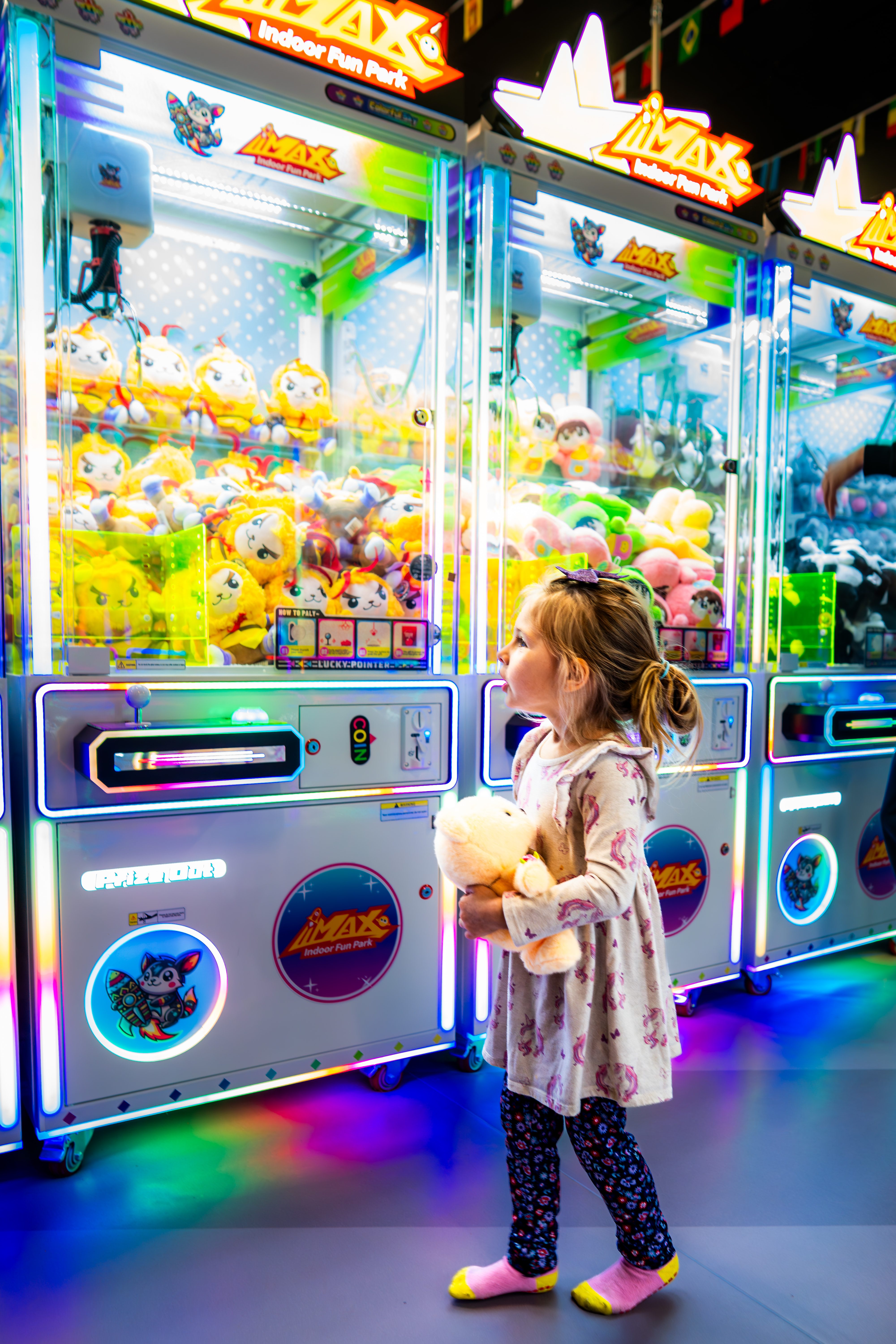 Plush Prize Crane commercial claw machine